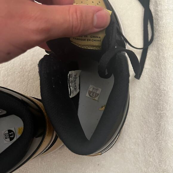 Jordan 1 Retro High NRG Patent Gold Toe Men's sz 4.5 US Nike 861428-007 - Picture 12 of 14